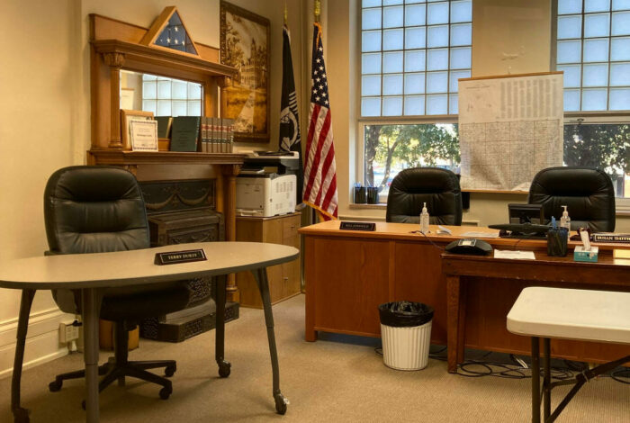 Winnebago Residents Petition County Supervisors for Help – Mix 107.3 KIOW