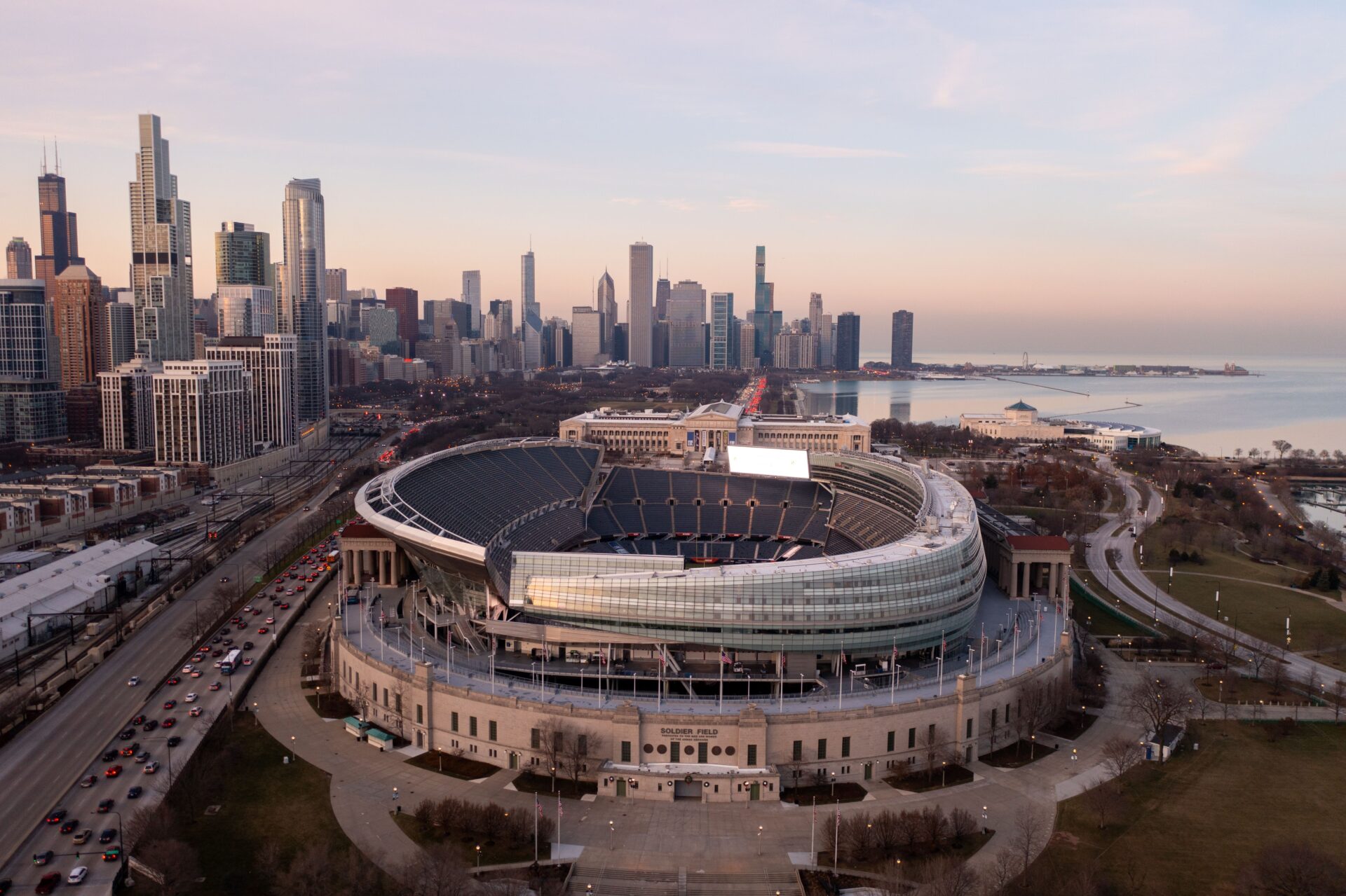 Iowa Lawmakers Propose Incentives to Bring Chicago Bears to the State